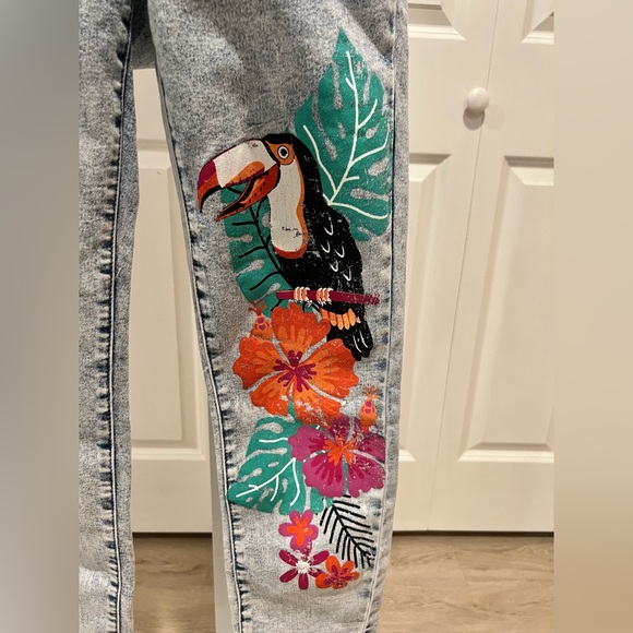 DG2 by Diane Gilman New Petite Classic Stretch Denim 3D Embellished Jeans - Picture 5 of 11